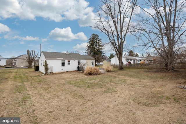 162 N REED RD, Royersford, PA 19468