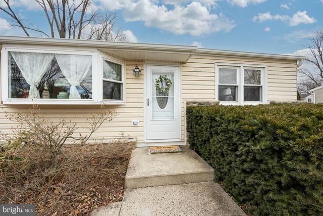 162 N REED RD, Royersford, PA 19468
