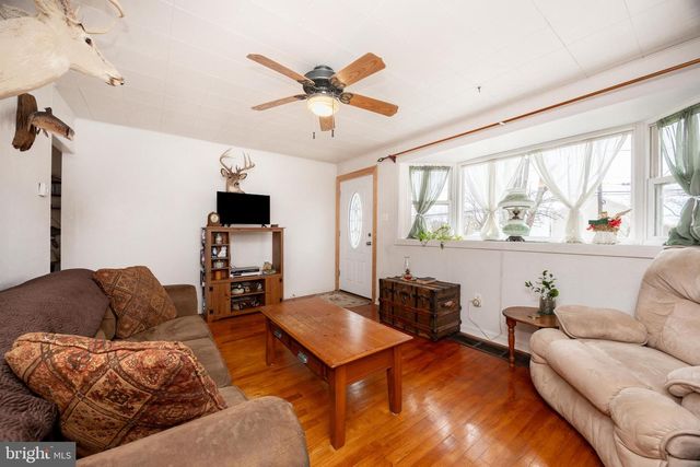 162 N REED RD, Royersford, PA 19468