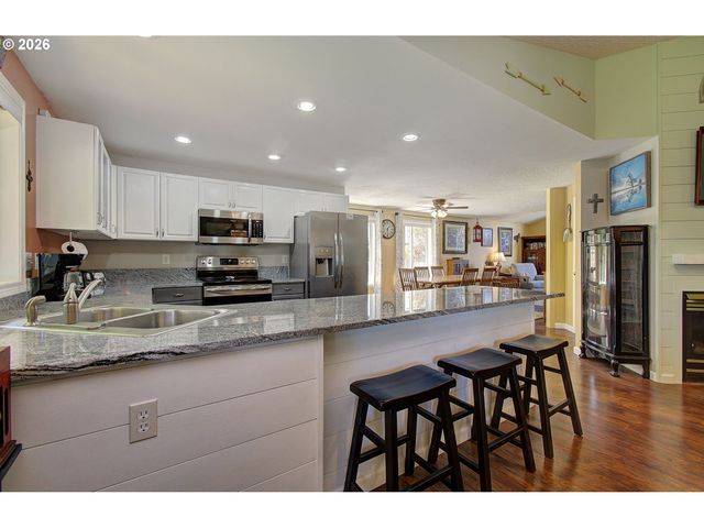 2705 Ne 154TH Ct, Vancouver, WA 98684