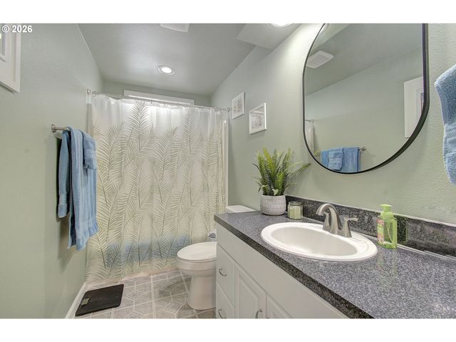 2705 Ne 154TH Ct, Vancouver, WA 98684