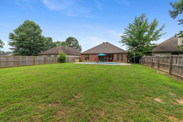 1160 Champions, Conway, AR 72034