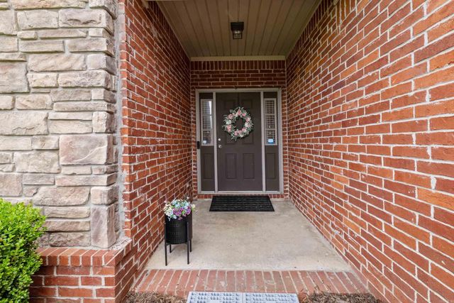 1160 Champions, Conway, AR 72034