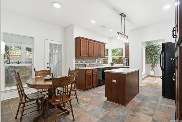 21139 Simi Valley Dr, San Antonio, TX 78259