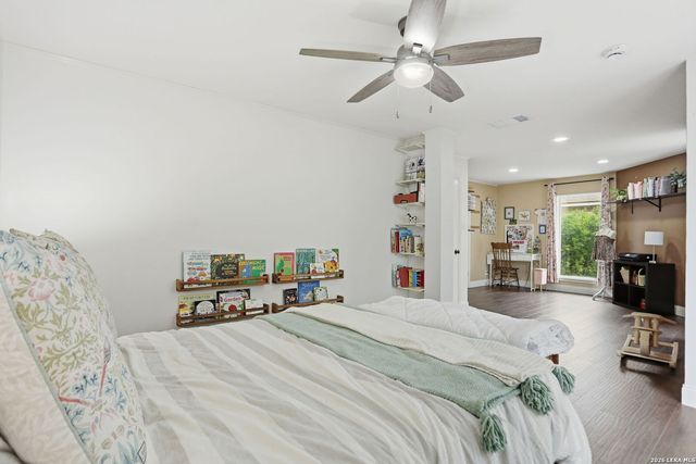 21139 Simi Valley Dr, San Antonio, TX 78259