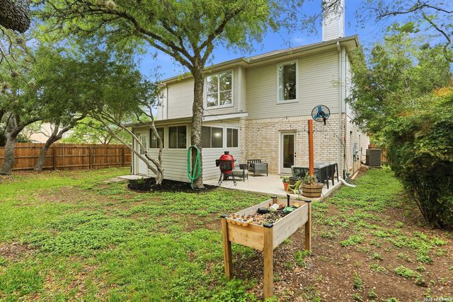 21139 Simi Valley Dr, San Antonio, TX 78259