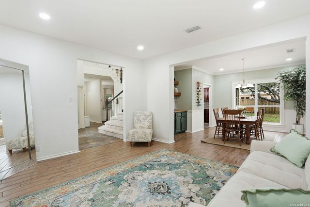 21139 Simi Valley Dr, San Antonio, TX 78259