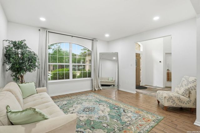 21139 Simi Valley Dr, San Antonio, TX 78259