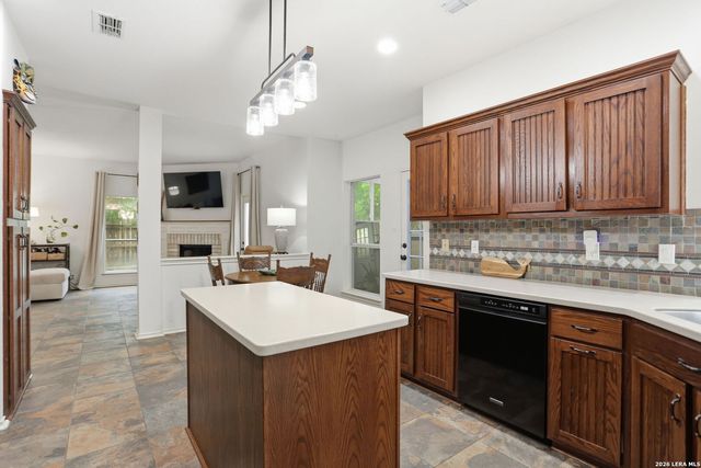 21139 Simi Valley Dr, San Antonio, TX 78259