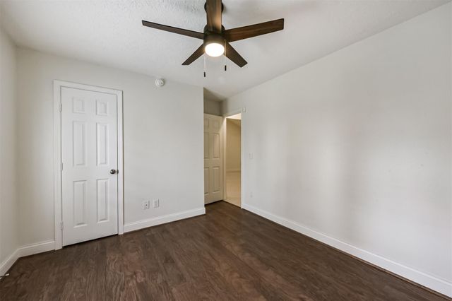 9202 Bayou Bluff Drive, Spring, TX 77379