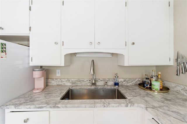652 LEXINGTON STREET, Dunedin, FL 34698
