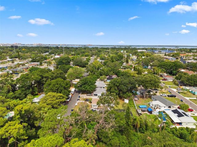 652 LEXINGTON STREET, Dunedin, FL 34698