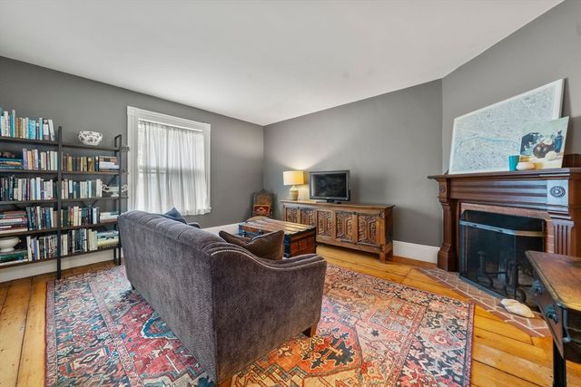22 Eustis Ave, Wakefield, MA 01880