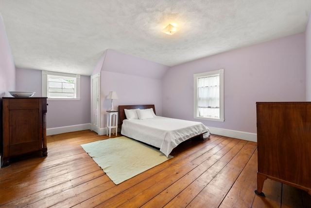 22 Eustis Ave, Wakefield, MA 01880