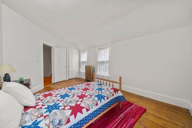 22 Eustis Ave, Wakefield, MA 01880