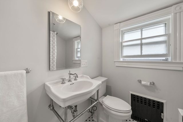 22 Eustis Ave, Wakefield, MA 01880