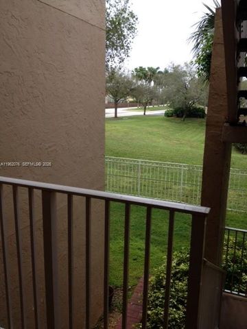 15770 SW 106th Ter 205, Miami, FL 33196