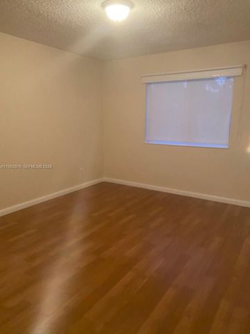 15770 SW 106th Ter 205, Miami, FL 33196