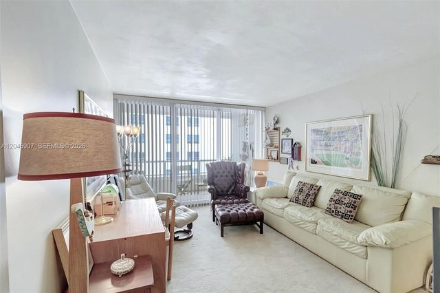 5005 Collins Ave 1224, Miami Beach, FL 33140