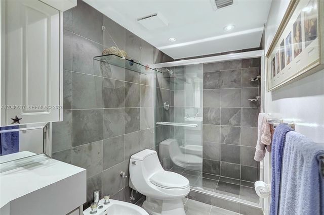 5005 Collins Ave 1224, Miami Beach, FL 33140