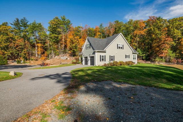 16 Harts Way 16, Rowley, MA 01969