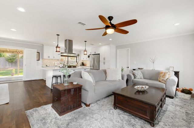 5212 Glen View Pl, Bonita, CA 91902