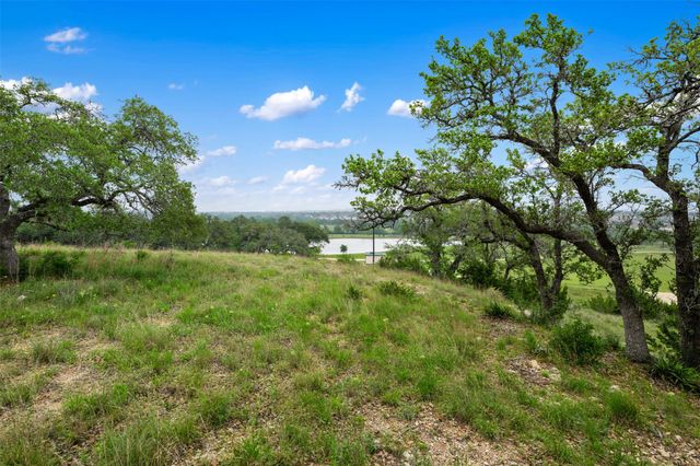369 SW Crosswater LN, Dripping Springs, TX 78620