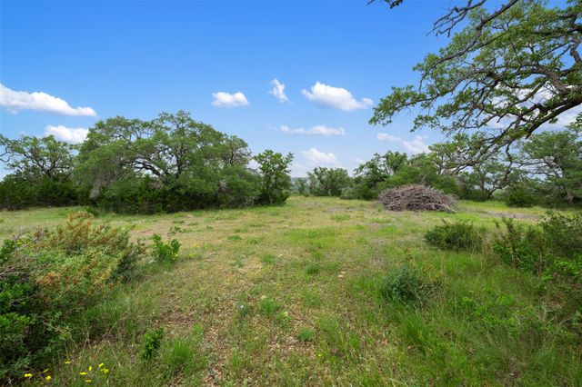369 SW Crosswater LN, Dripping Springs, TX 78620