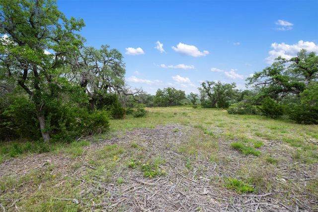 369 SW Crosswater LN, Dripping Springs, TX 78620