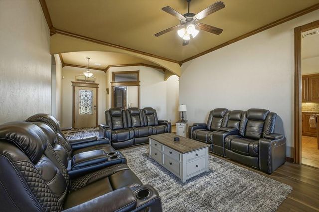 2801 SE 5th Street, Moore, OK 73160