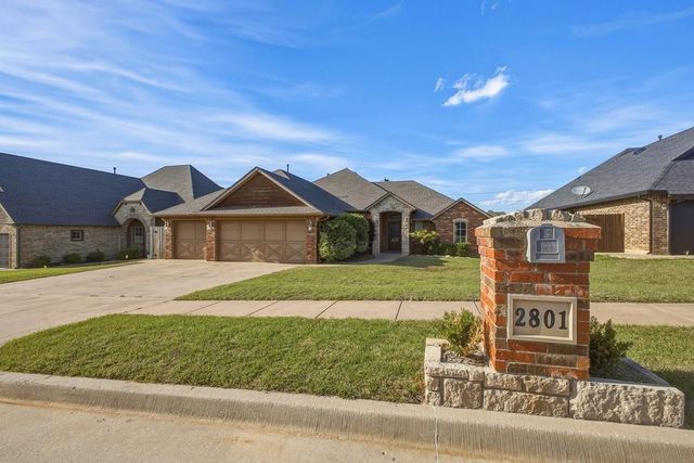 2801 SE 5th Street, Moore, OK 73160
