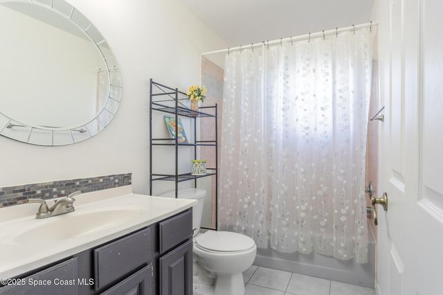 970 Tahiti Avenue SE, Palm Bay, FL 32909