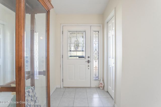 970 Tahiti Avenue SE, Palm Bay, FL 32909