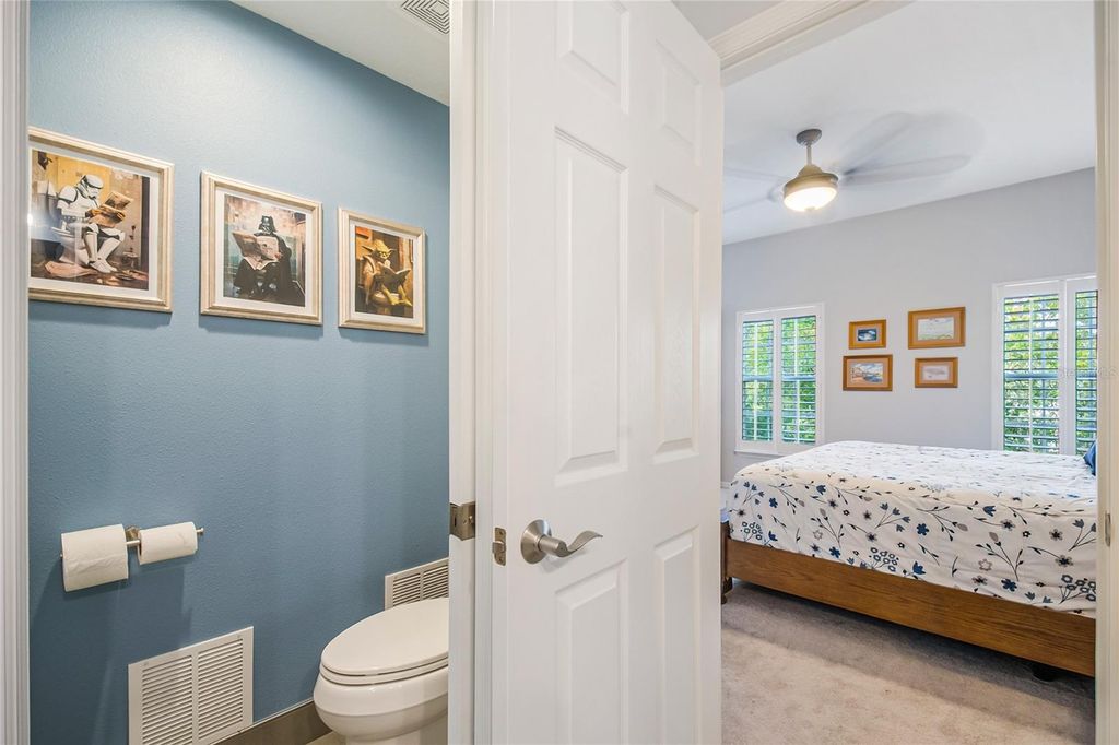 Image 30 of property listing at 4500 VIRGINIA DRIVE, Orlando, FL 32814