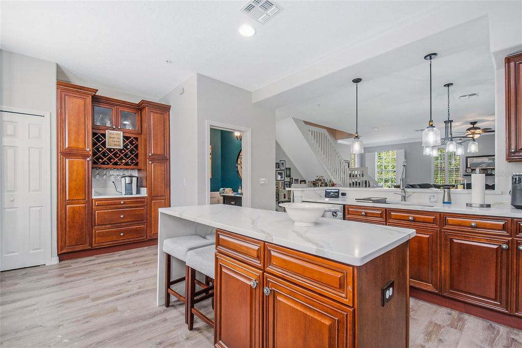 Image 8 of property listing at 4500 VIRGINIA DRIVE, Orlando, FL 32814