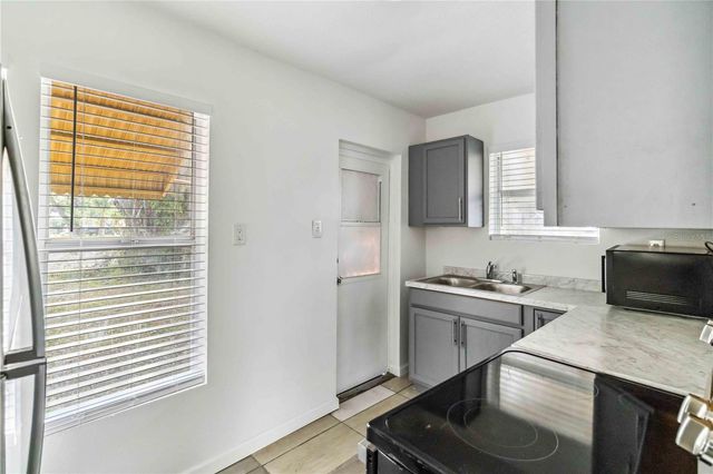 612 5TH AVENUE DRIVE E, Bradenton, FL 34208