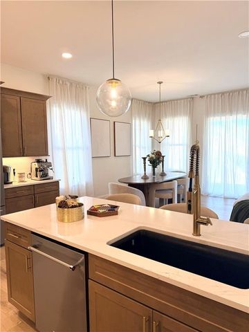 229 Mooney Road, Woodstock, GA 30188