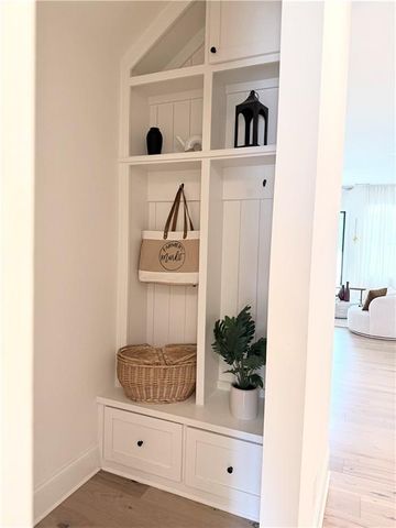 229 Mooney Road, Woodstock, GA 30188