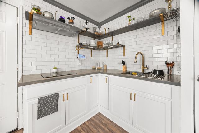 1932 Greenfield Avenue, Fort Worth, TX 76102