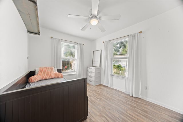 1932 Greenfield Avenue, Fort Worth, TX 76102