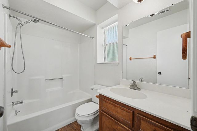 1605 Hazelwood Street B, Conroe, TX 77301