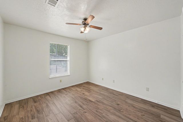 1605 Hazelwood Street B, Conroe, TX 77301