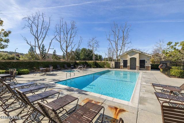 2737 Stonecutter Street, Thousand Oaks, CA 91362