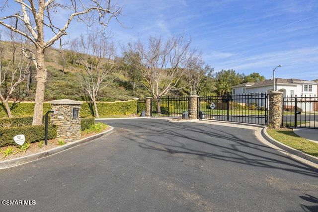 2737 Stonecutter Street, Thousand Oaks, CA 91362