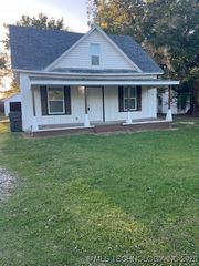207 S Cherokee Avenue, Haskell, OK 74436