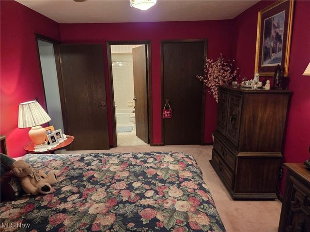 3706 Addington Court, Fairview Park, OH 44126