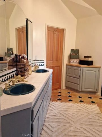21425 Sawpit Canyon Road, Cedarpines Park, CA 92322