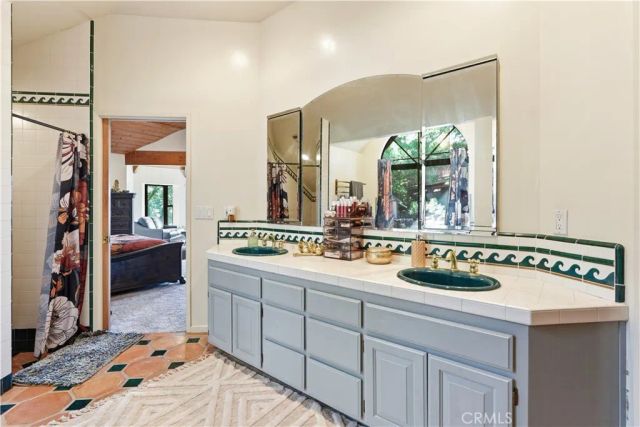 21425 Sawpit Canyon Road, Cedarpines Park, CA 92322