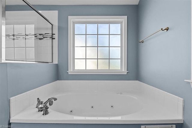 5806 Old Oak Ridge Road A, Greensboro, NC 27410