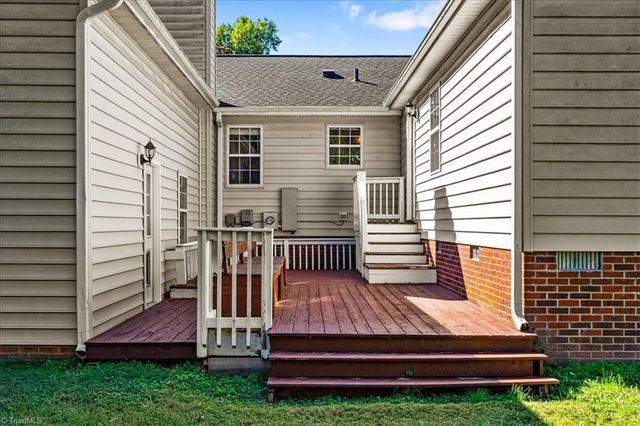 5806 Old Oak Ridge Road A, Greensboro, NC 27410